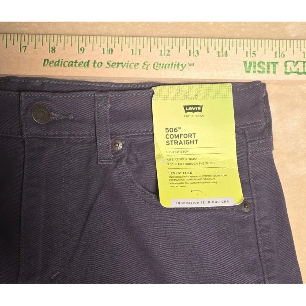 Levis 506 Comfort Straight Gray High Stretch Flex Jeans Mens 30x32 NWT 1126